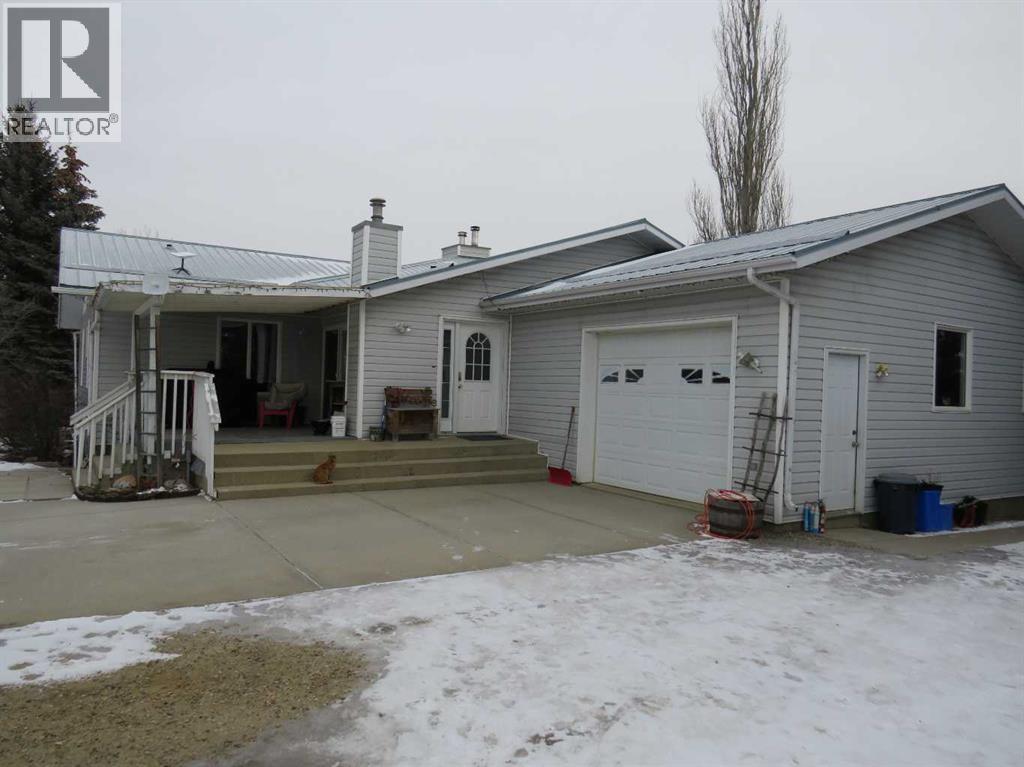 2025 Twp Rd 400, Rural Lacombe County, Alberta  T0C 0J0 - Photo 15 - A2281204