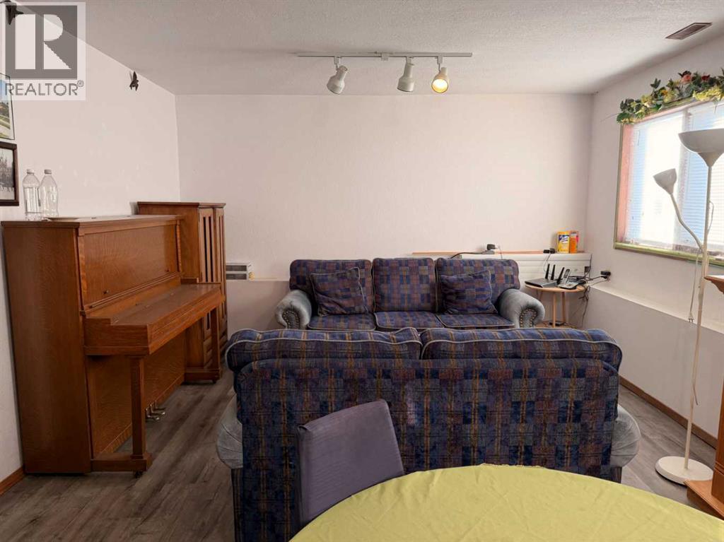 2 1 Street, Purple Springs, Alberta  T0K 1X0 - Photo 37 - A2280927