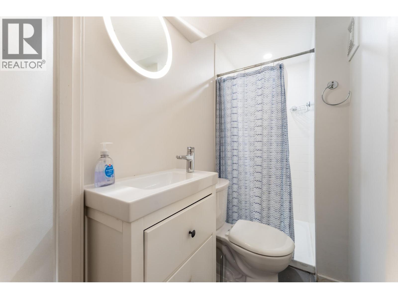 2060 Deep Cove Crescent, North Vancouver, British Columbia  V7G 1T2 - Photo 21 - R3082432