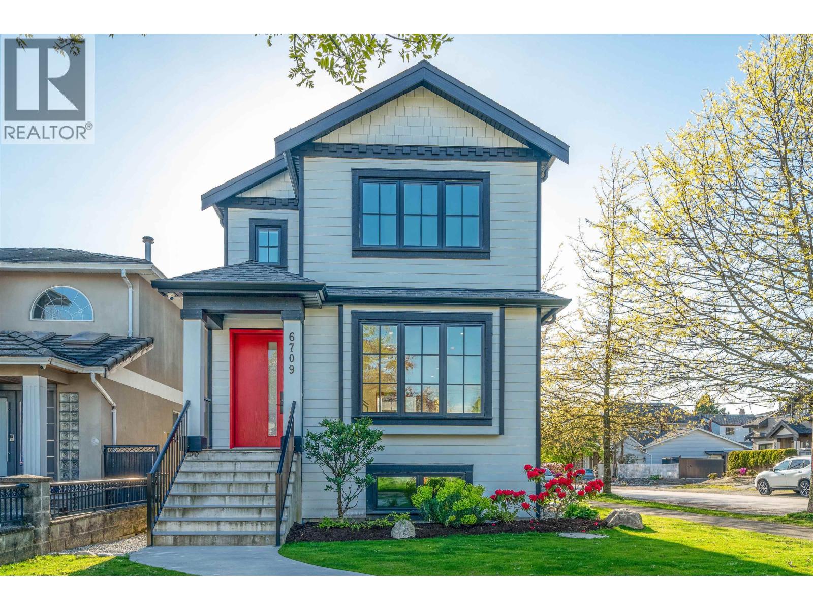 6709 FLEMING STREET, Vancouver, British Columbia