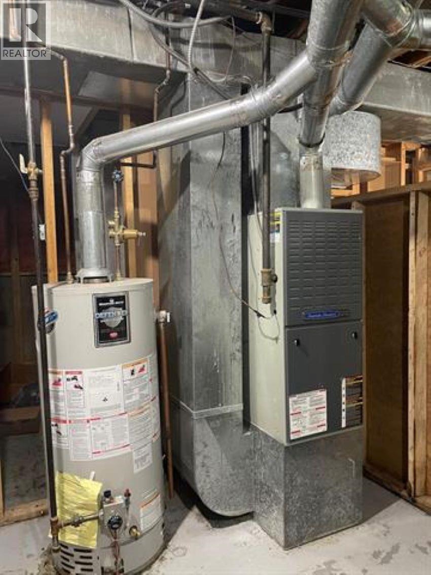 5319 44 Street, Fort Nelson, British Columbia  V0C 1R0 - Photo 18 - R3070418