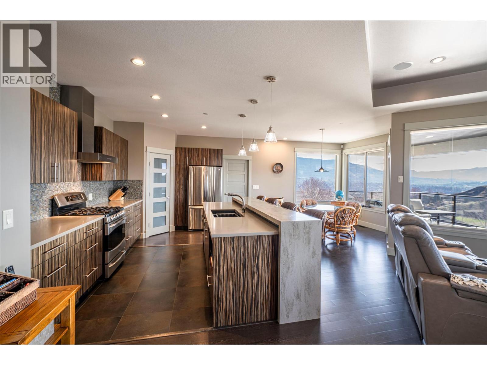 4134 Camelback Way, Vernon, British Columbia  V1T 9W4 - Photo 18 - 10373405