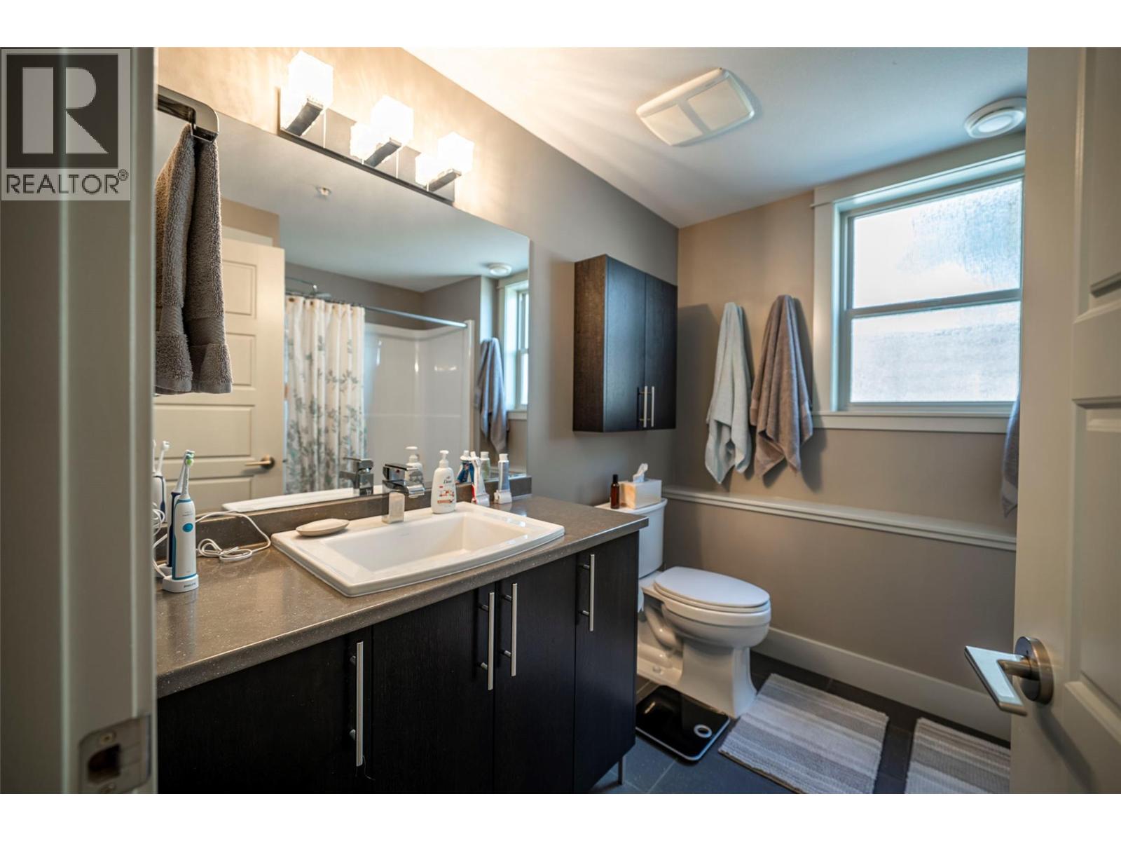 4134 Camelback Way, Vernon, British Columbia  V1T 9W4 - Photo 55 - 10373405