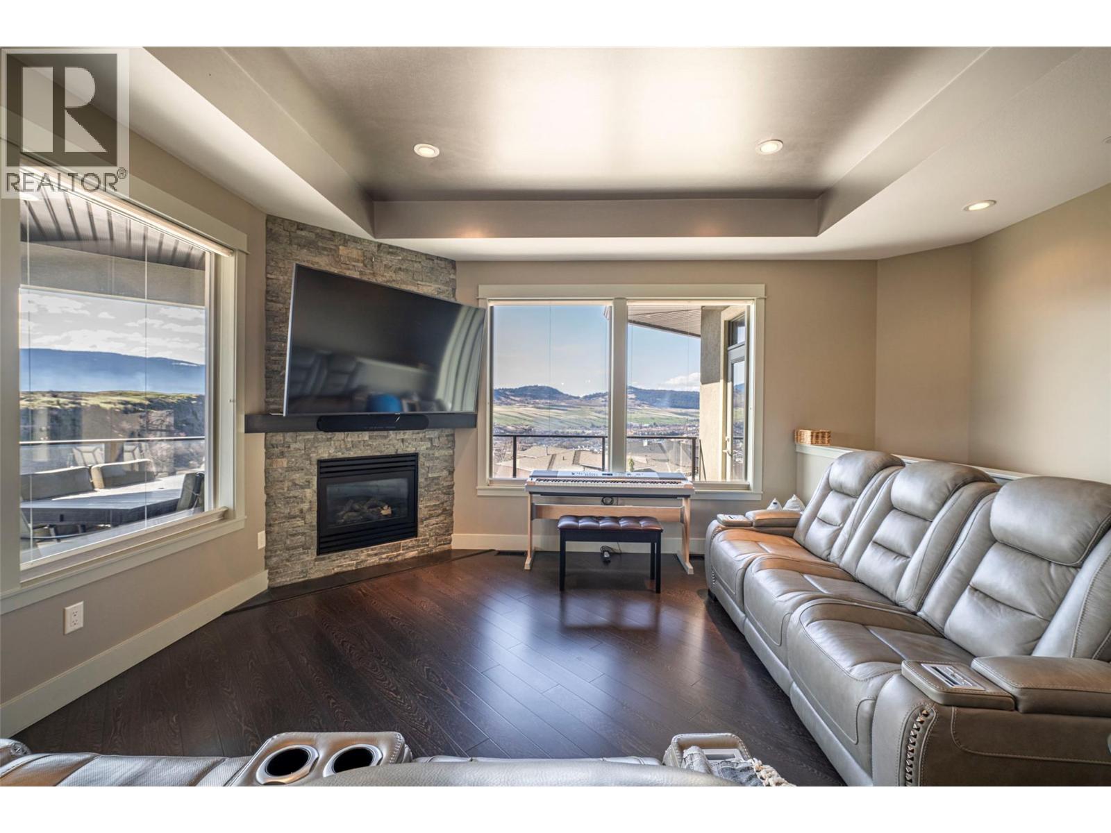 4134 Camelback Way, Vernon, British Columbia  V1T 9W4 - Photo 27 - 10373405