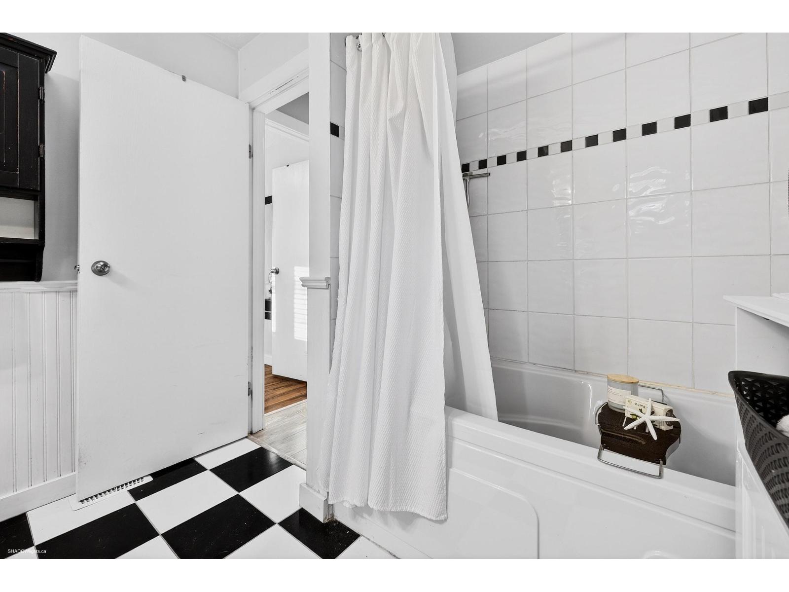 11702 64a Avenue, Delta, British Columbia  V4E 2C6 - Photo 34 - R3082146