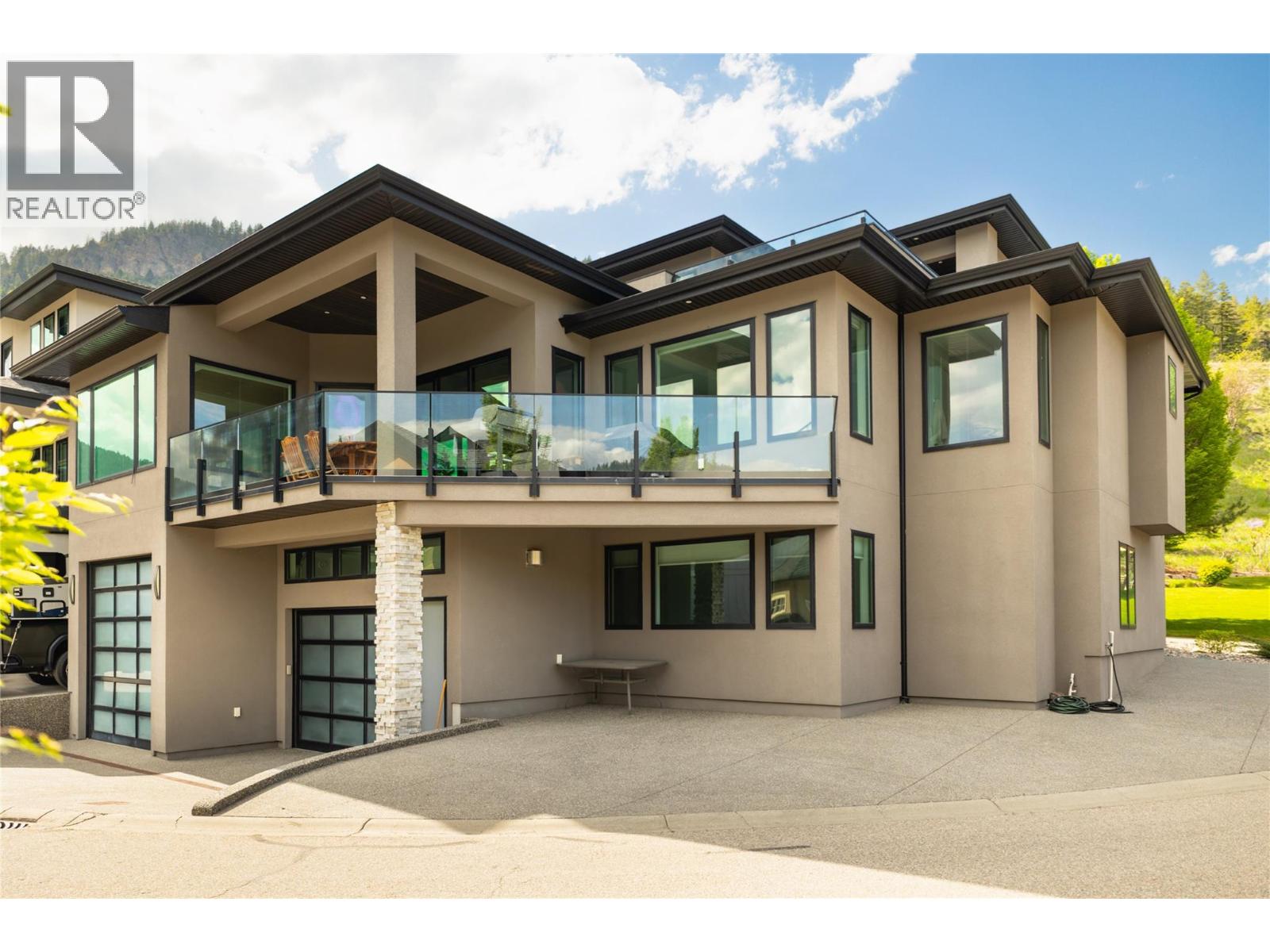 18451 Crystal Waters Road Unit# 34, Lake Country, British Columbia  V4V 2G2 - Photo 8 - 10373669