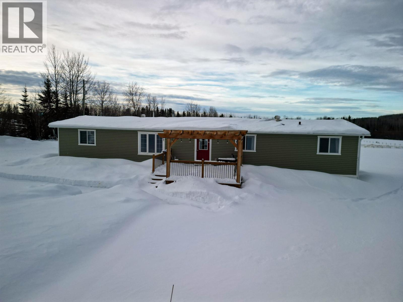 51 Pebble Drive, Fort Nelson, British Columbia  V0C 1R0 - Photo 2 - R3076003
