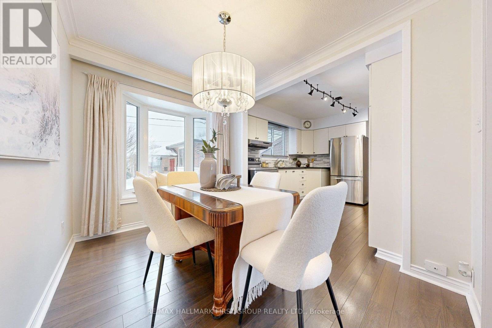 209 Johnson Avenue, Whitby, Ontario  L1N 3T2 - Photo 10 - E12722710