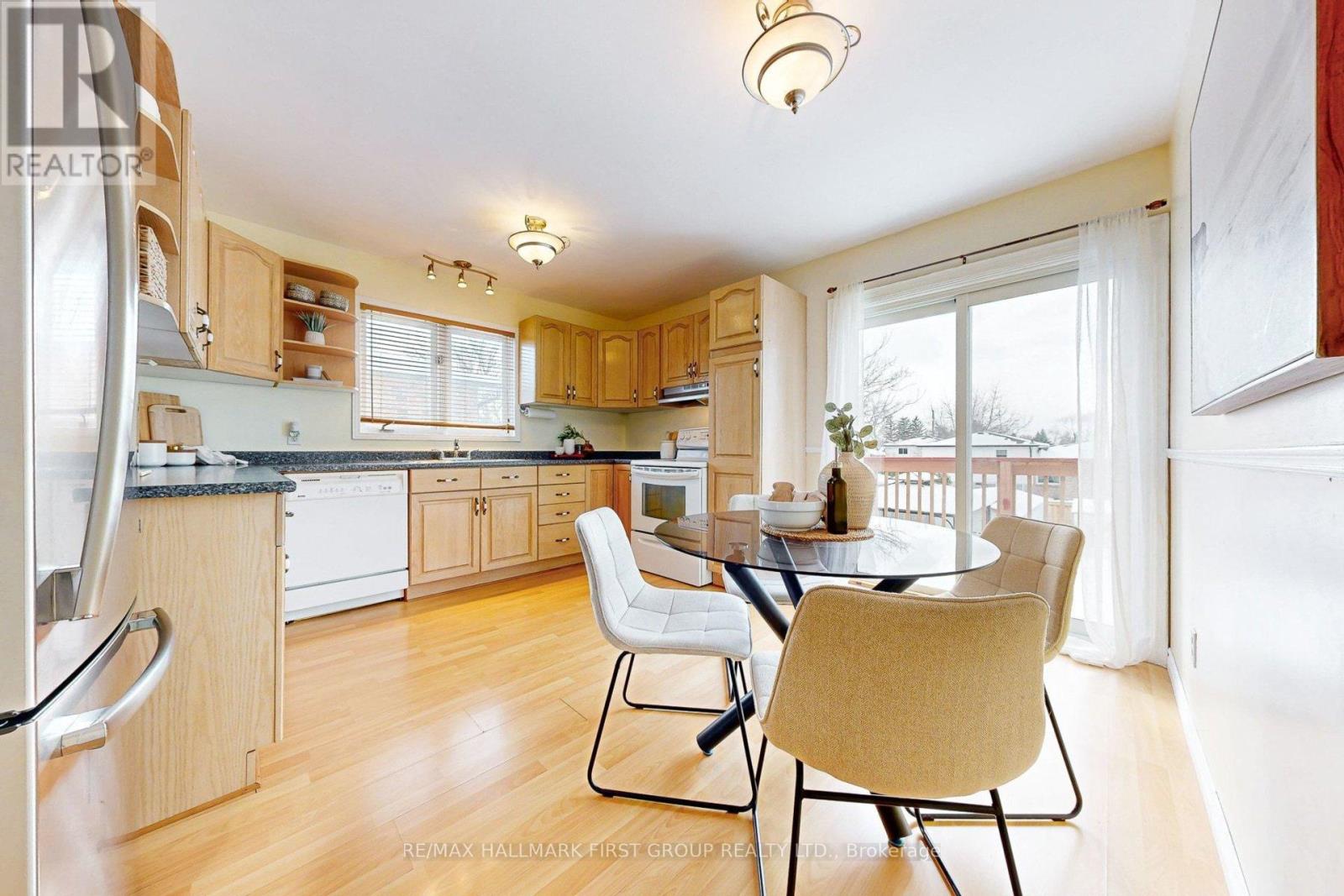 209 Johnson Avenue, Whitby, Ontario  L1N 3T2 - Photo 36 - E12722710