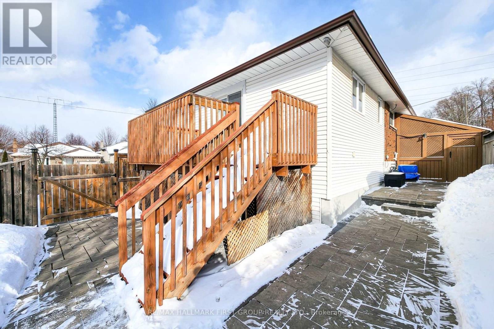 209 Johnson Avenue, Whitby, Ontario  L1N 3T2 - Photo 40 - E12722710