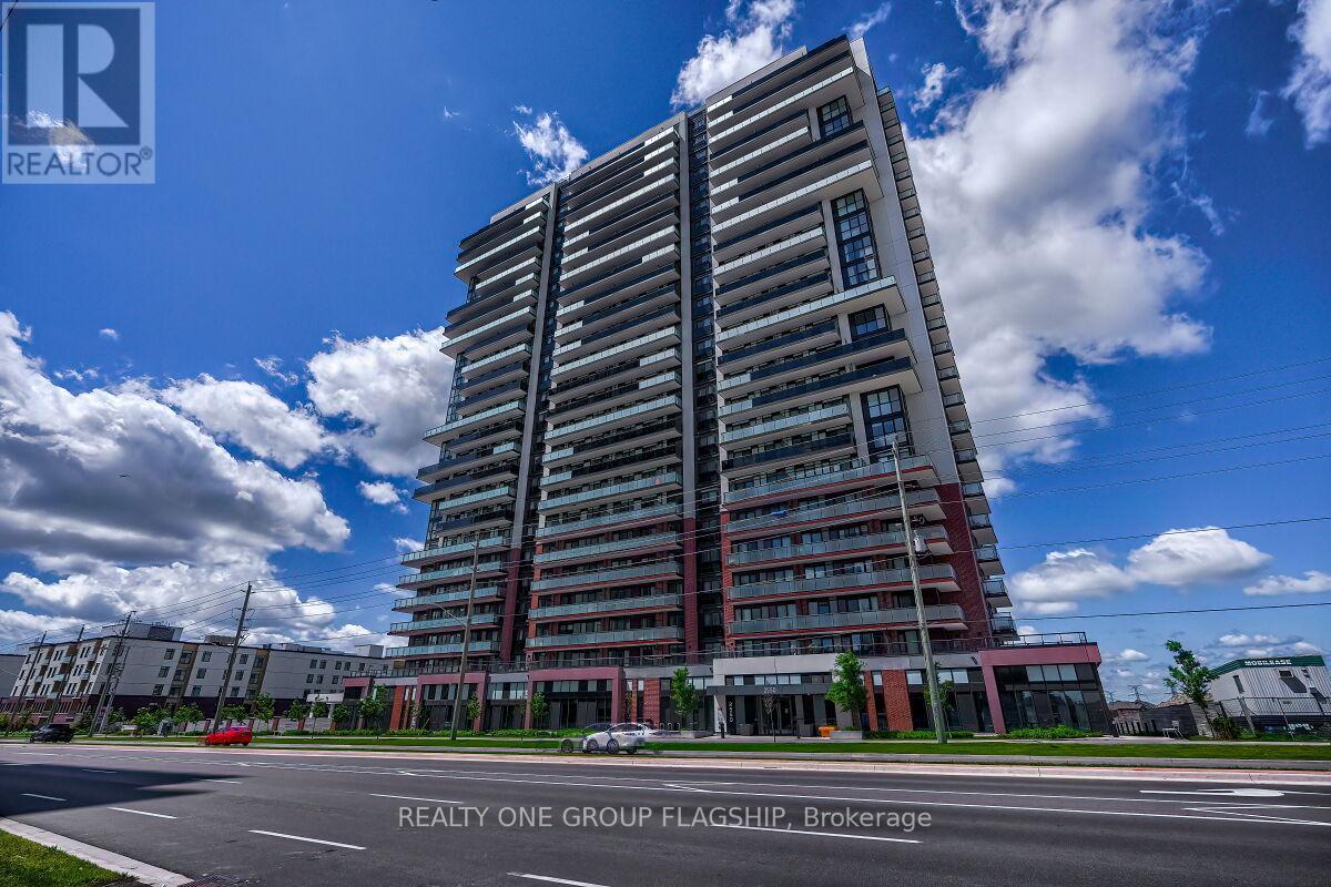 421 - 2550 SIMCOE STREET N, Oshawa, Ontario