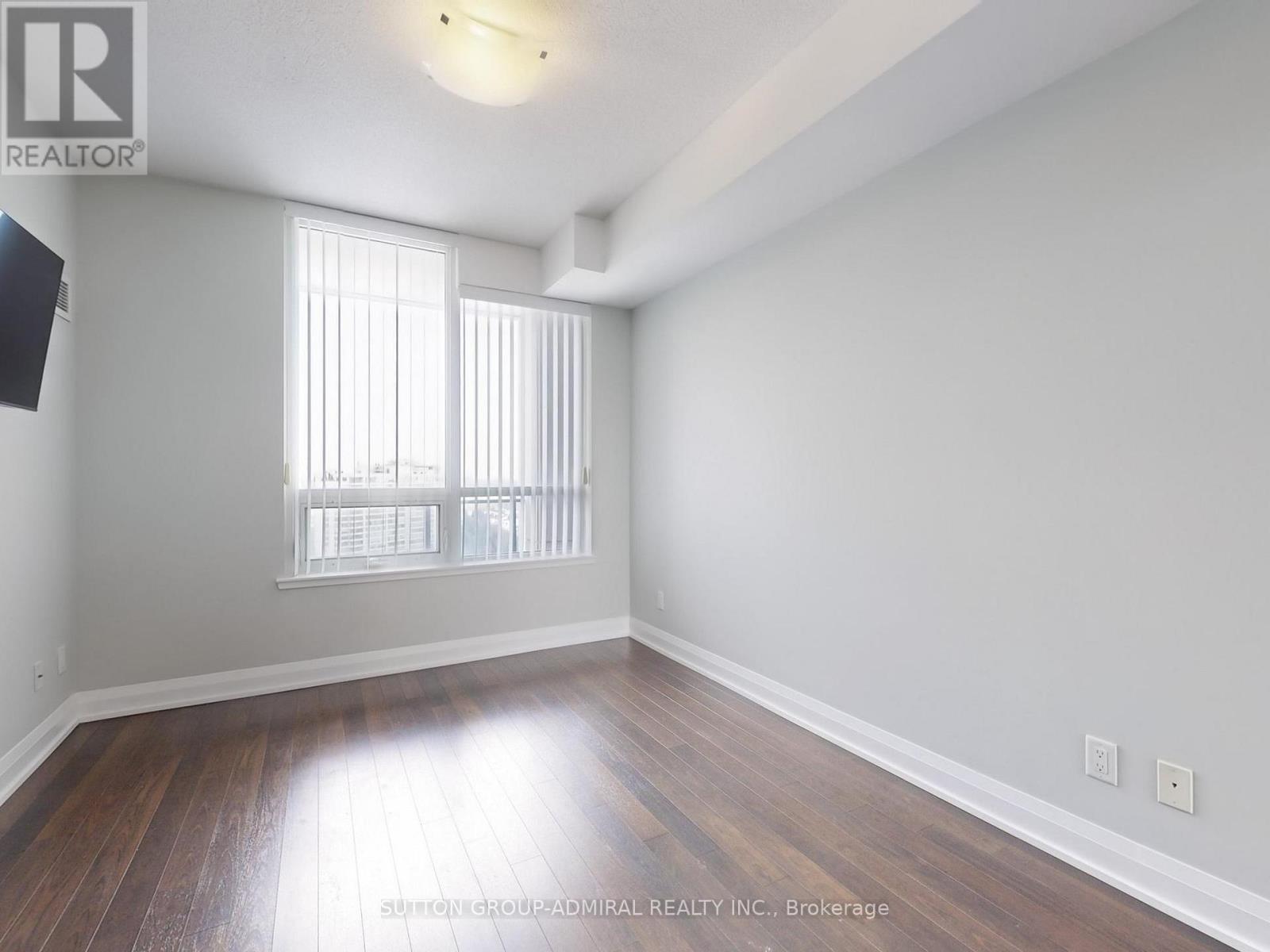 1505 - 85 North Park Road S, Vaughan, Ontario  L4J 0H9 - Photo 13 - N12722726