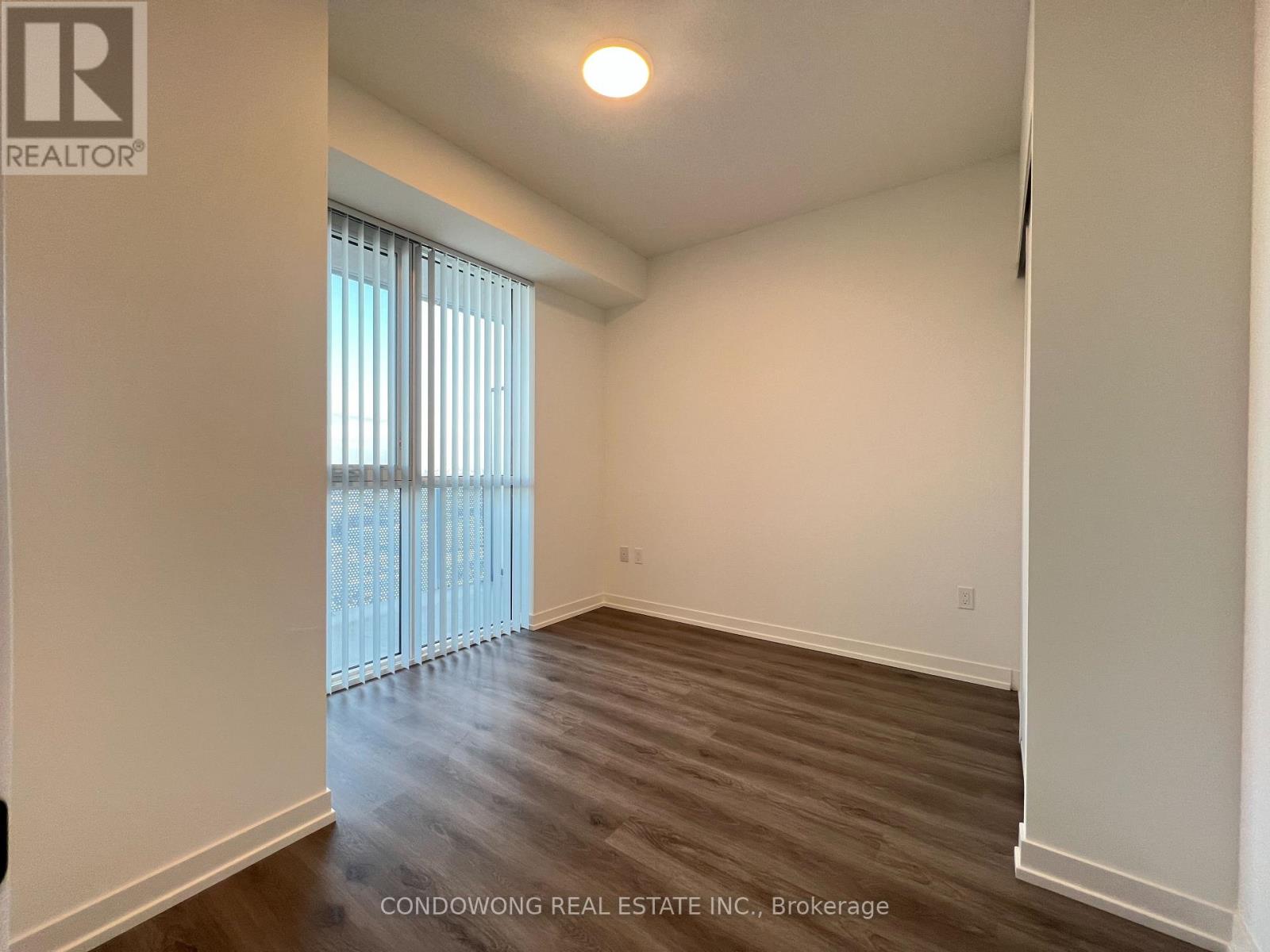 2607 - 28 Interchange Way, Vaughan, Ontario  L4K 0P8 - Photo 8 - N12722732