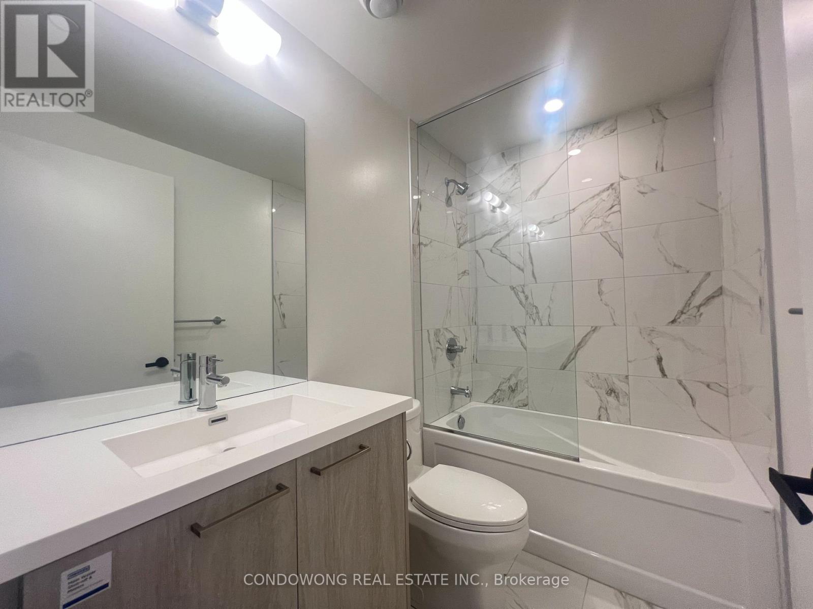 2609 - 28 Interchange Way, Vaughan, Ontario  L4K 0P8 - Photo 13 - N12722738
