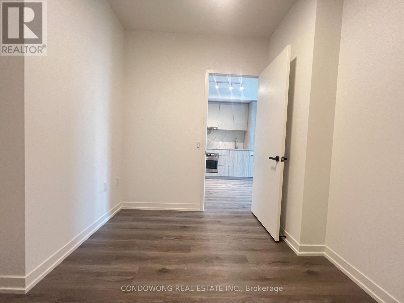 2609 - 28 Interchange Way, Vaughan, Ontario  L4K 0P8 - Photo 6 - N12722738