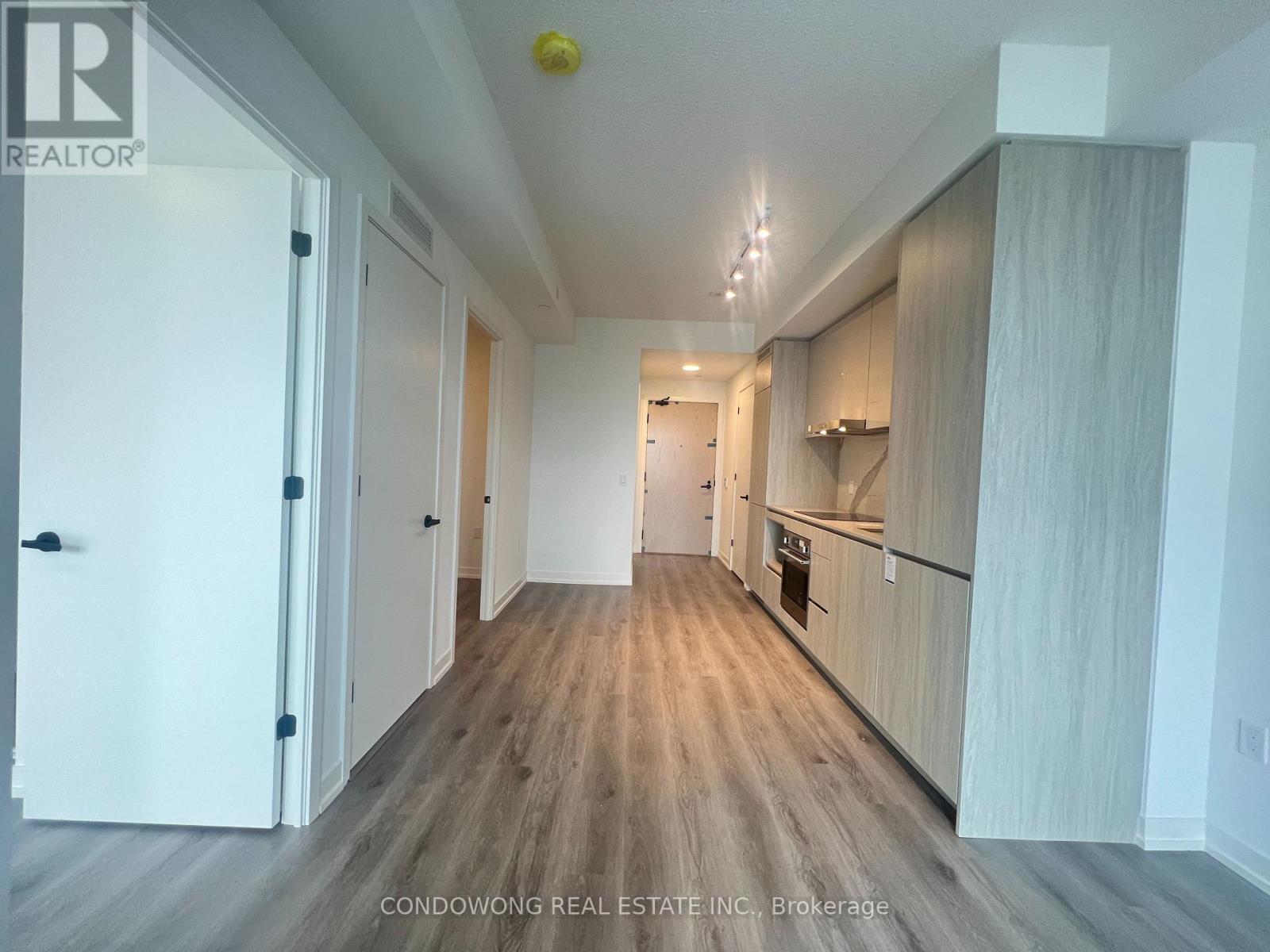 2609 - 28 Interchange Way, Vaughan, Ontario  L4K 0P8 - Photo 7 - N12722738