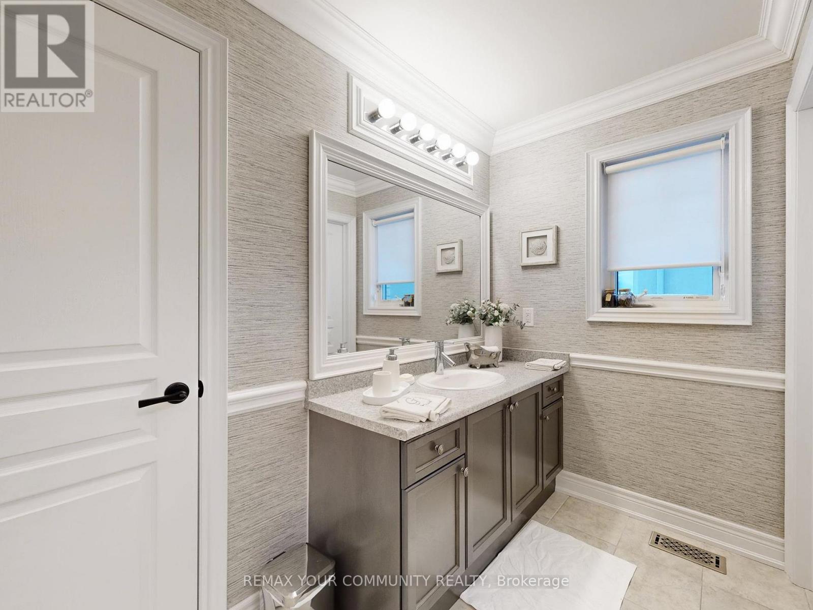 43 Fairmont Ridge Trail, King, Ontario  L7B 0A6 - Photo 37 - N12722742