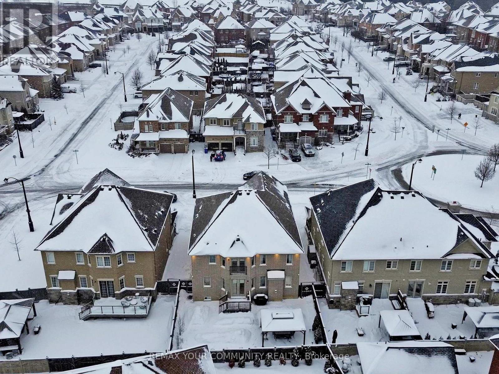 43 Fairmont Ridge Trail, King, Ontario  L7B 0A6 - Photo 48 - N12722742