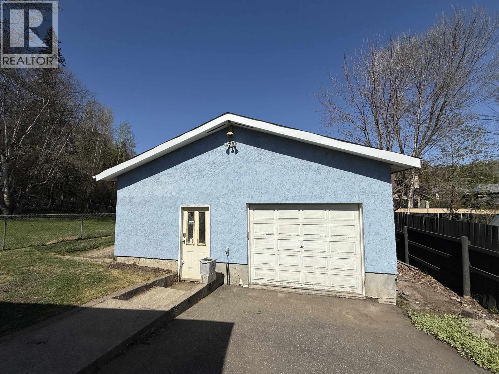 124 Lindsay Street, Quesnel, British Columbia  V2J 3E3 - Photo 3 - R3078644