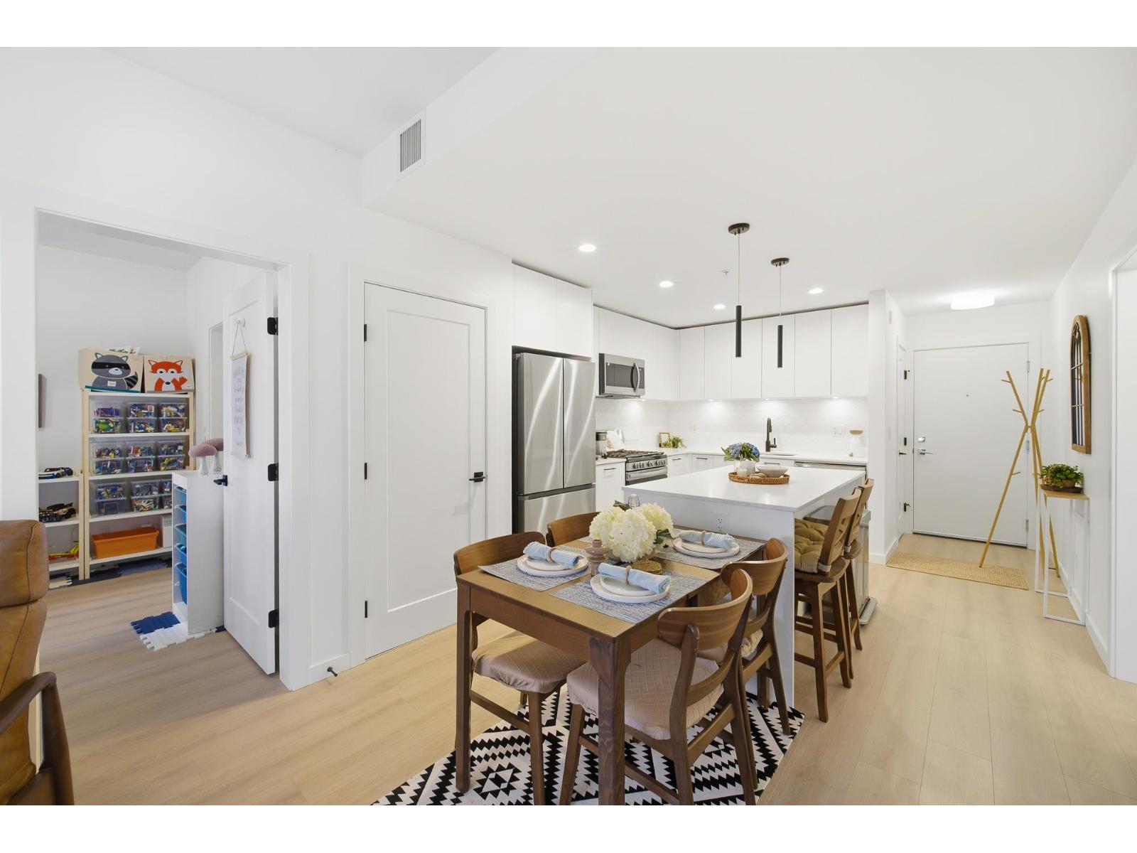 101 20077 84 Avenue, Langley, British Columbia  V2Y 3X7 - Photo 8 - R3081378