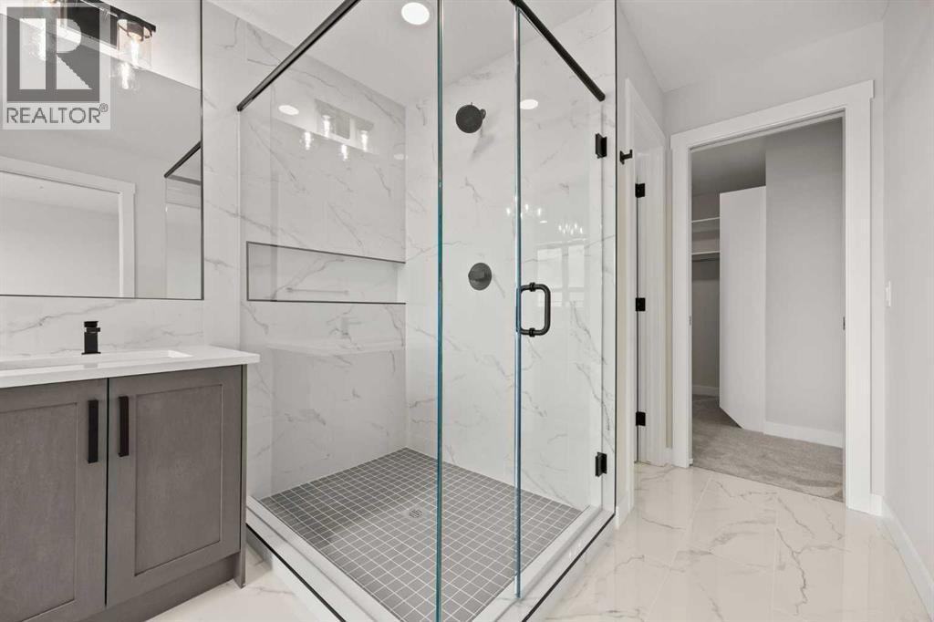 447 Kinniburgh Loop, Chestermere, Alberta  T1X 3C2 - Photo 36 - A2281154