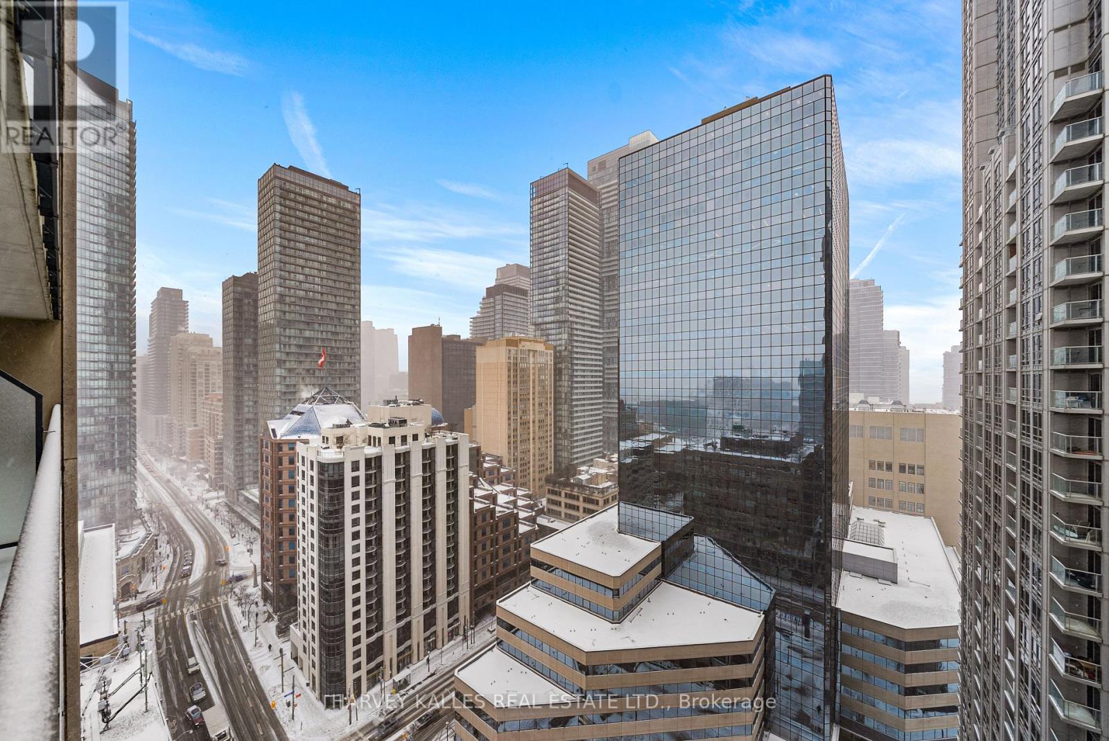 2203 - 770 Bay Street, Toronto, Ontario  M5G 0A6 - Photo 16 - C12722712