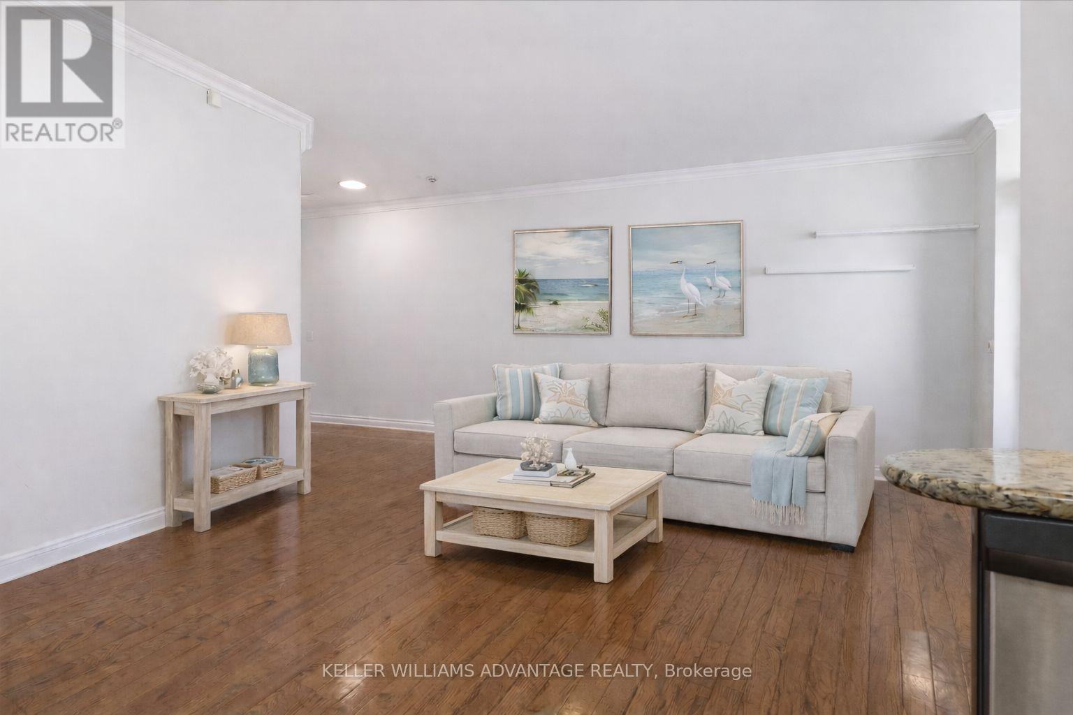 305 - 9 Boardwalk Drive, Toronto, Ontario  M4L 6T1 - Photo 12 - E12722074