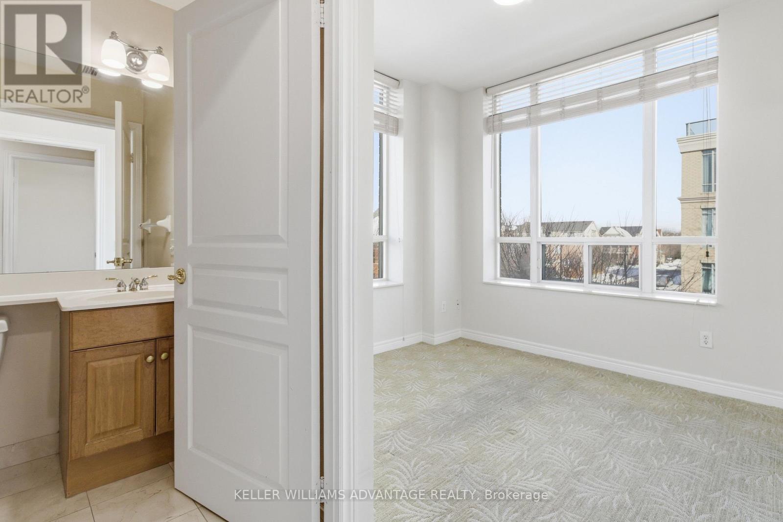 305 - 9 Boardwalk Drive, Toronto, Ontario  M4L 6T1 - Photo 20 - E12722074