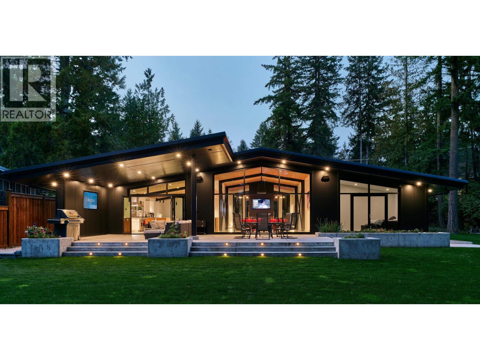 2409 WINDRIDGE DRIVE, North Vancouver, British Columbia