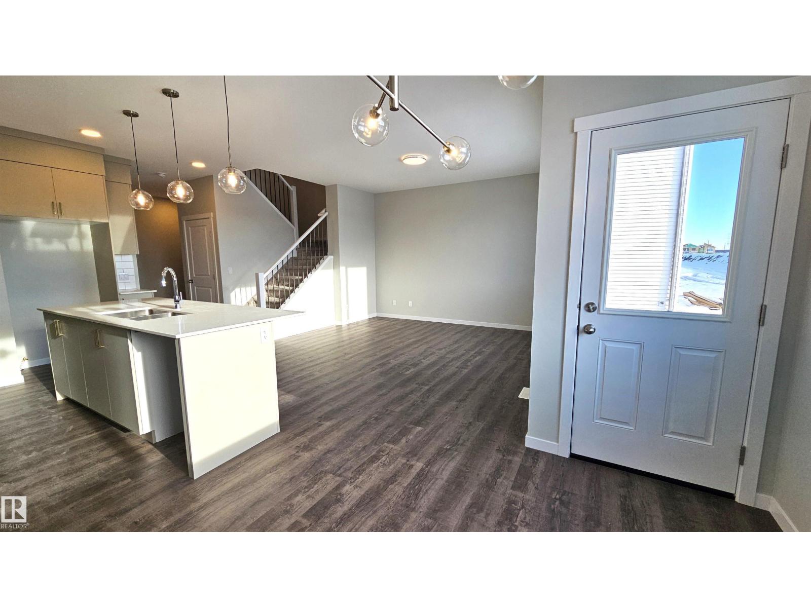 2357 Egret Wy Nw, Edmonton, Alberta  T6M 3G8 - Photo 5 - E4466275