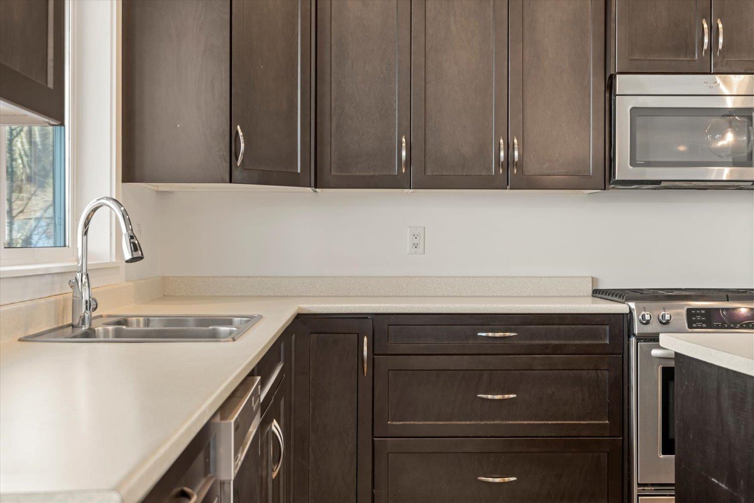 47458 Wittenberg Place, Promontory, Chilliwack, British Columbia  V2R 0L3 - Photo 12 - R3082233