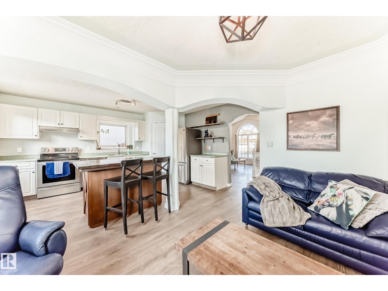 1619 Welbourn Cv Nw Nw, Edmonton, Alberta  T6M 2M3 - Photo 2 - E4465399