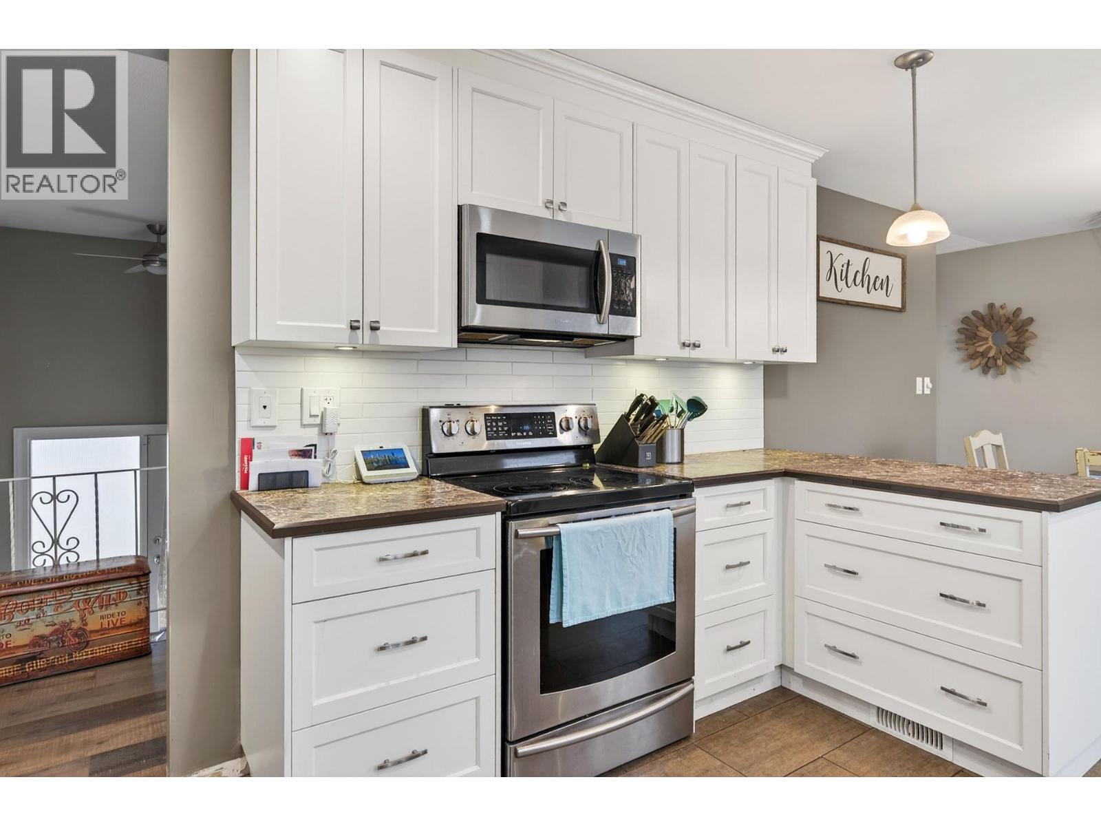 2375 Briarwood Avenue, Kamloops, British Columbia  V2B 4Z6 - Photo 17 - 10373666