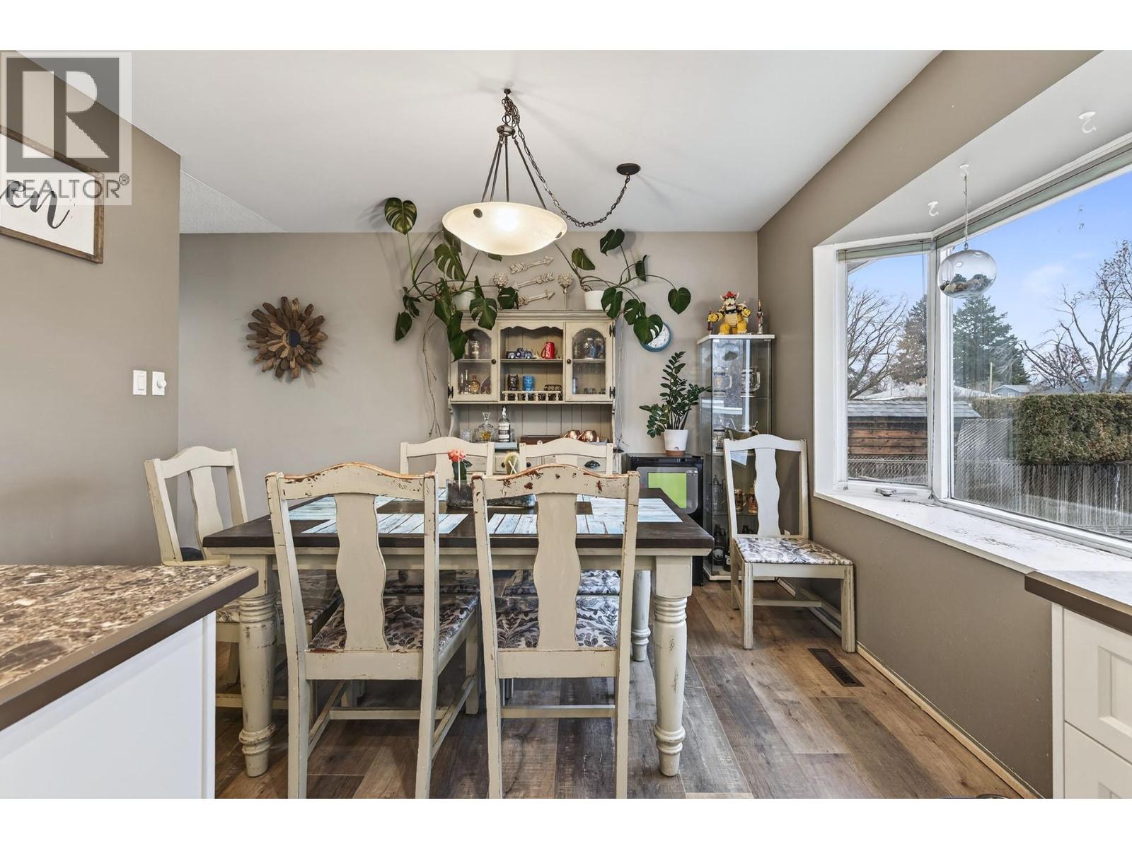 2375 Briarwood Avenue, Kamloops, British Columbia  V2B 4Z6 - Photo 10 - 10373666