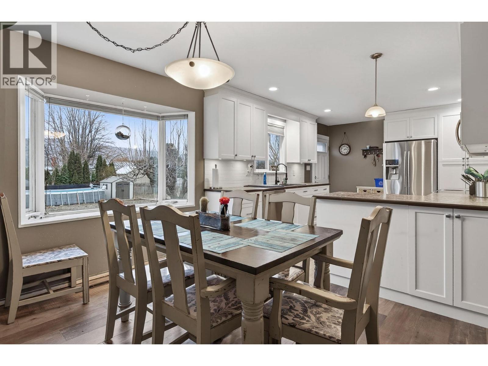 2375 Briarwood Avenue, Kamloops, British Columbia  V2B 4Z6 - Photo 11 - 10373666