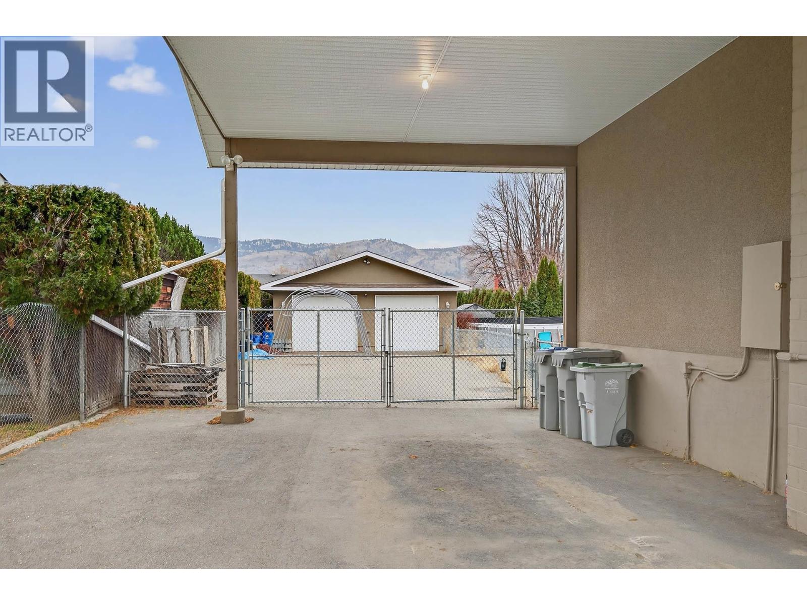 2375 Briarwood Avenue, Kamloops, British Columbia  V2B 4Z6 - Photo 44 - 10373666