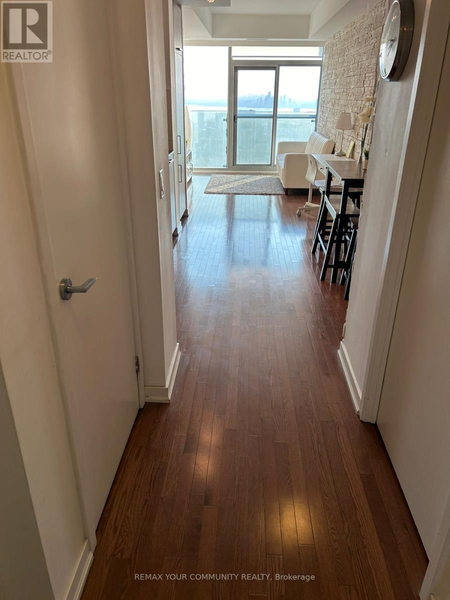 5707 - 14 York Street, Toronto, Ontario M5J 0B1 - Photo 4 - C12722768