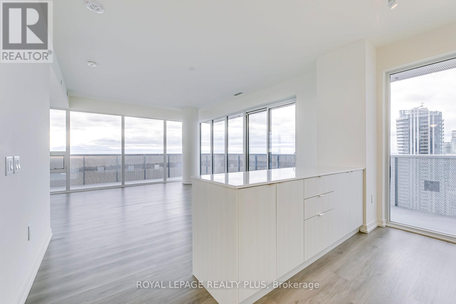 6309 - 138 Downes Street, Toronto, Ontario  M5E 0E4 - Photo 9 - C12722784