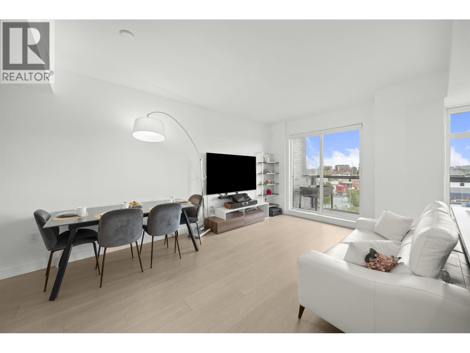 301 8888 Osler Street, Vancouver, British Columbia  V6P 4G2 - Photo 4 - R3081429