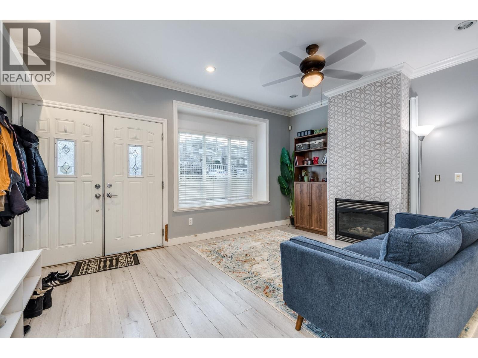 5131 Manor Street, Burnaby, British Columbia  V5G 1B4 - Photo 8 - R3082203