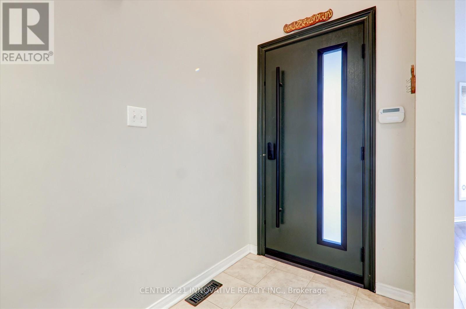 53 Angier Crescent, Ajax, Ontario  L1S 7R8 - Photo 5 - E12722762