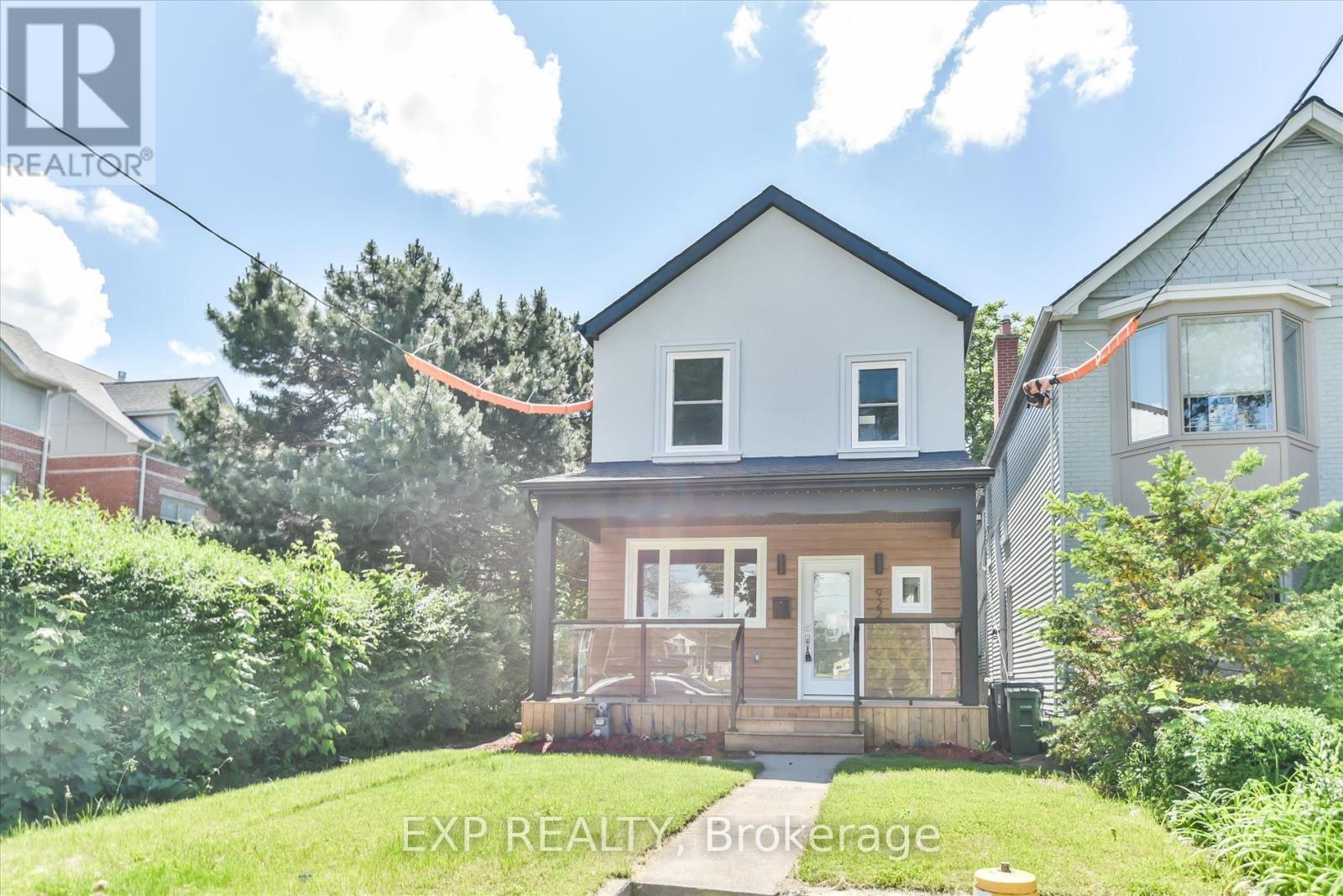 MAIN & 2F - 922 LOGAN AVENUE, Toronto, Ontario