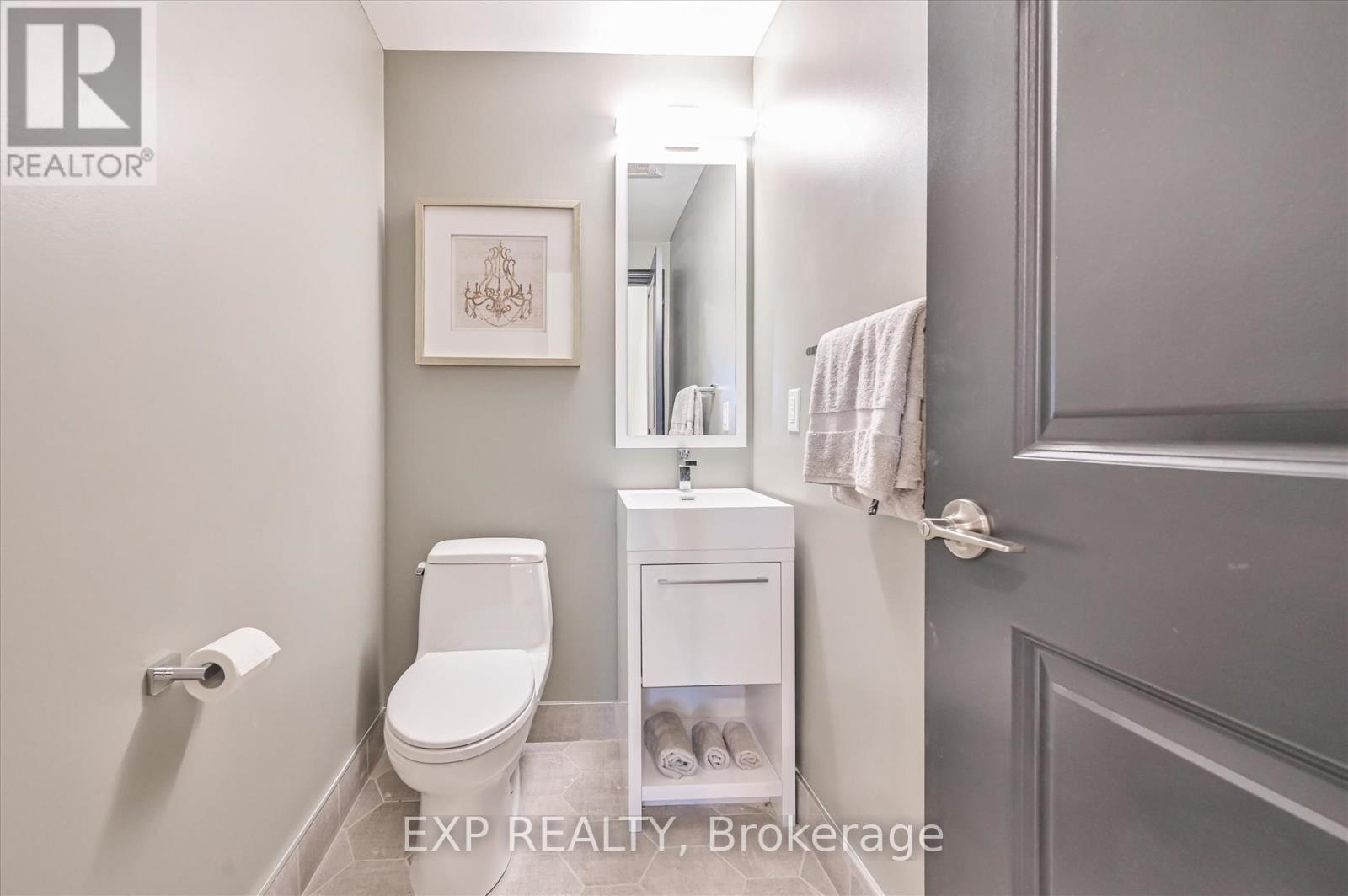 Main & 2f - 922 Logan Avenue, Toronto, Ontario  M4K 3E4 - Photo 10 - E12722770