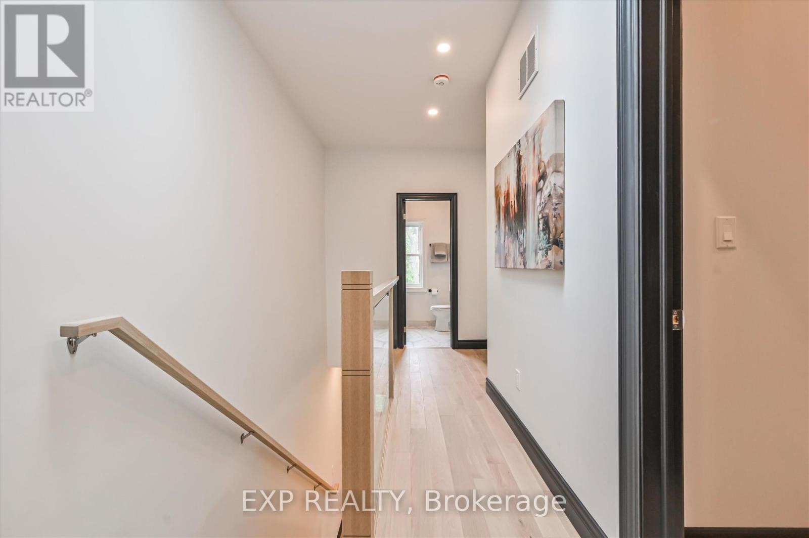 Main & 2f - 922 Logan Avenue, Toronto, Ontario  M4K 3E4 - Photo 17 - E12722770