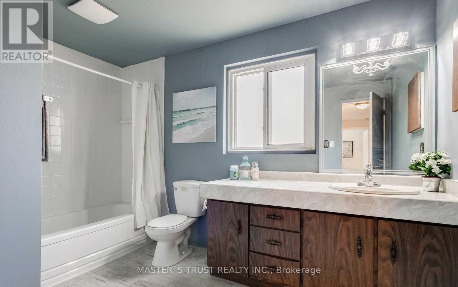 32 Misthollow Square, Toronto, Ontario  M1E 4P4 - Photo 9 - E12722800