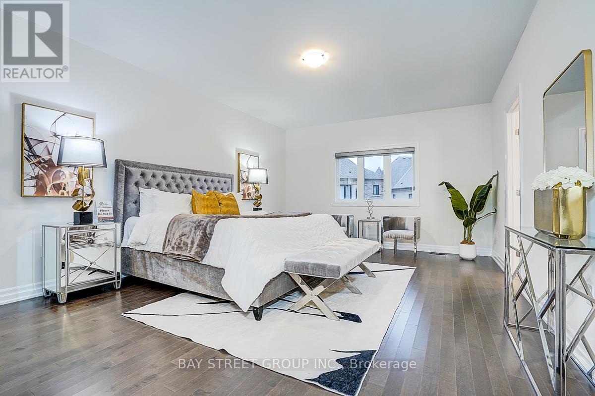 16 Botelho Circle, Aurora, Ontario  L4G 3X3 - Photo 25 - N12722808