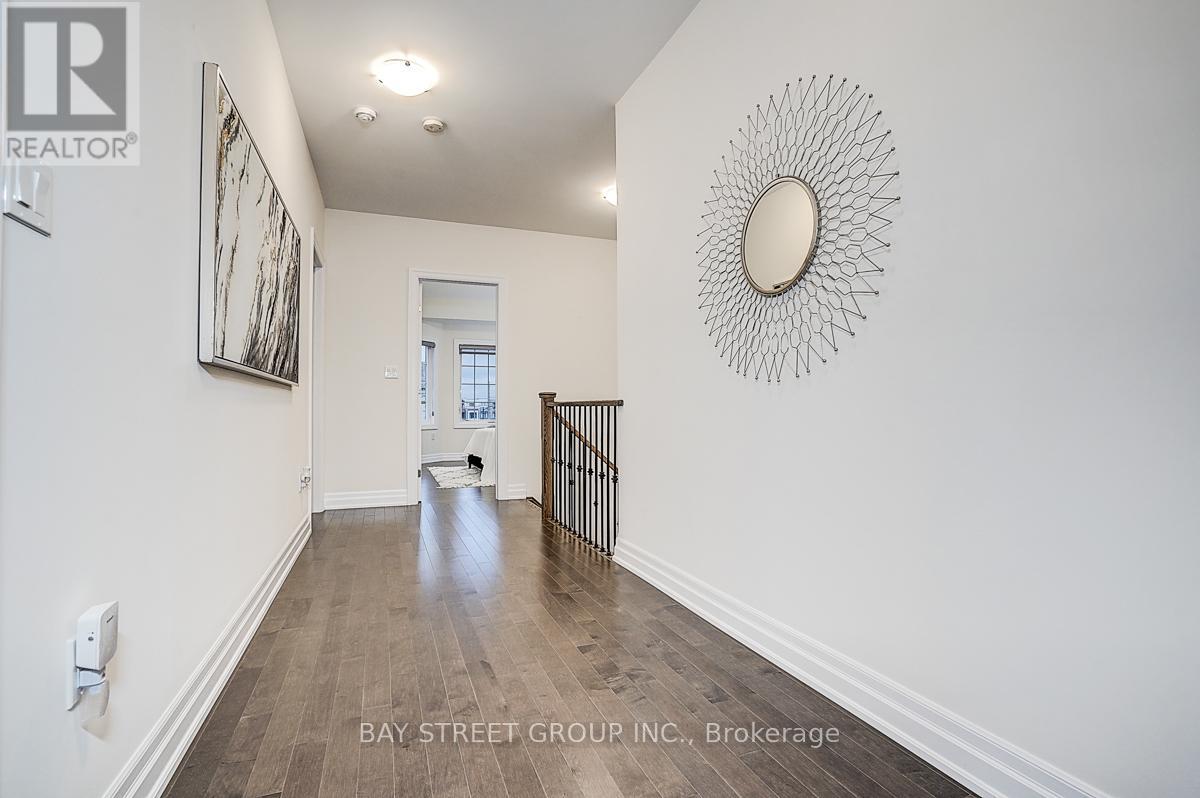 16 Botelho Circle, Aurora, Ontario  L4G 3X3 - Photo 32 - N12722808