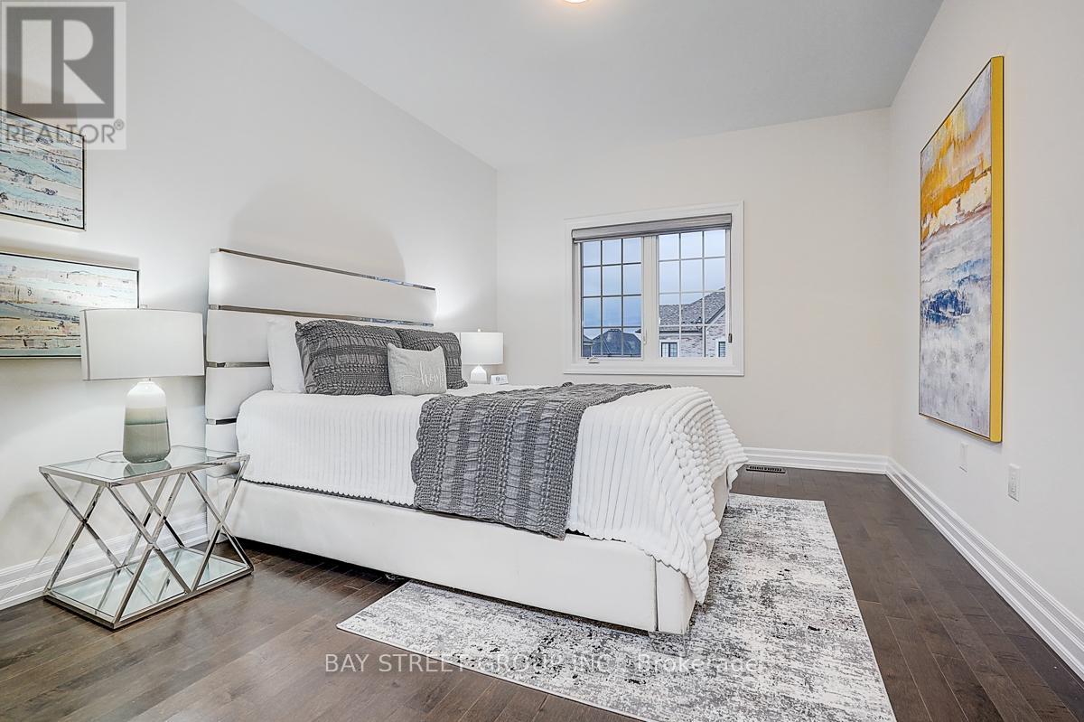 16 Botelho Circle, Aurora, Ontario  L4G 3X3 - Photo 38 - N12722808