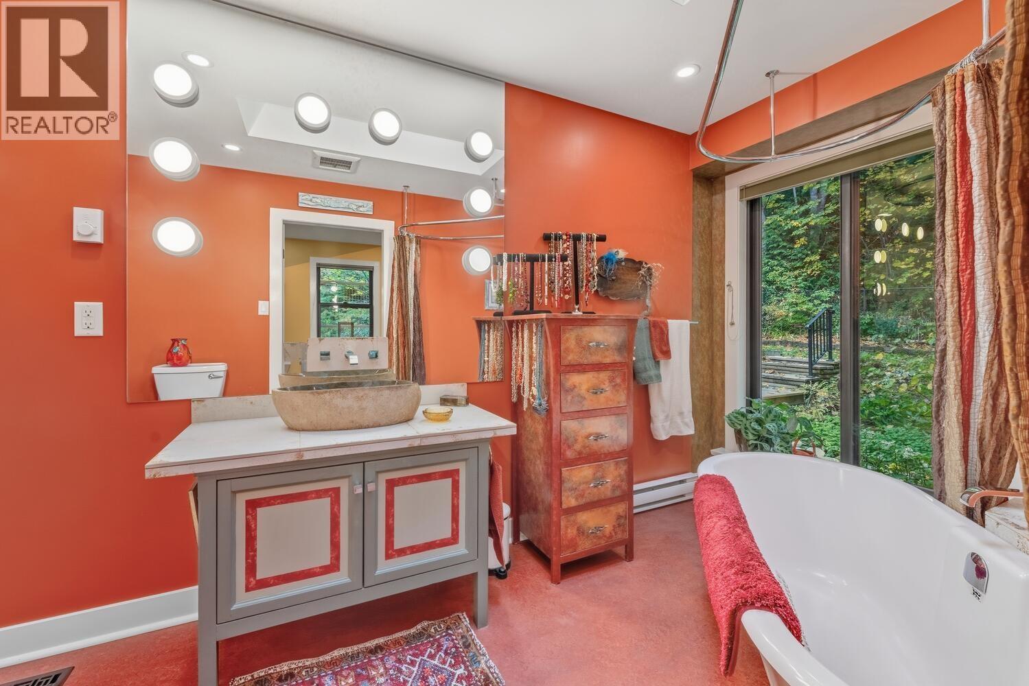 2336 Treetop Lane, North Vancouver, British Columbia  V7H 2K5 - Photo 17 - R3059470