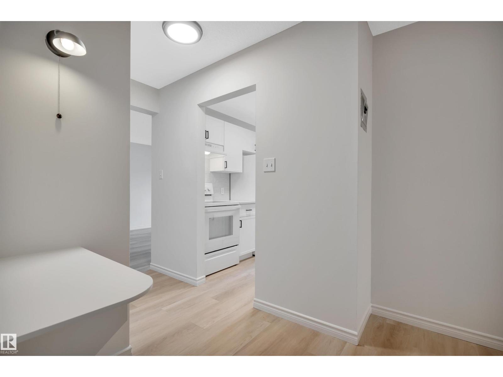 #222 5730 Riverbend Rd Nw, Edmonton, Alberta  T6H 4T4 - Photo 4 - E4470837